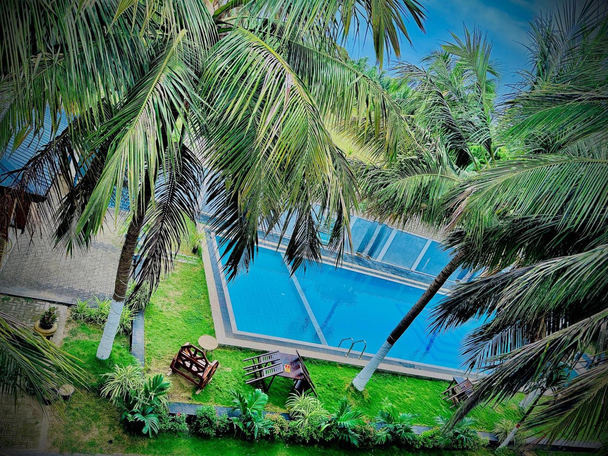 Nilaveli Hybrid Holiday Hotel Екстериор снимка