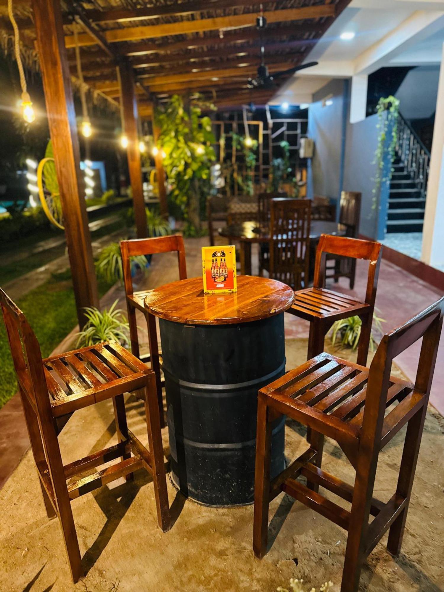 Nilaveli Hybrid Holiday Hotel Екстериор снимка